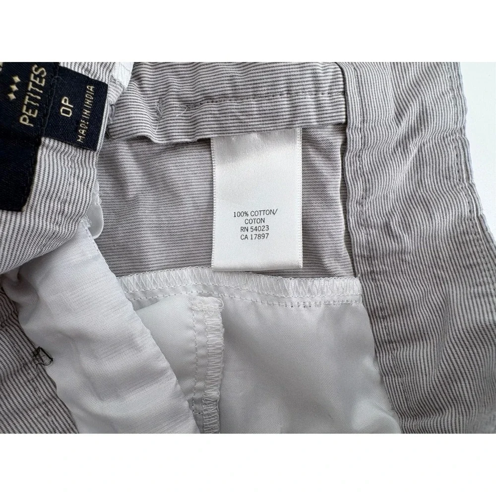 Banana‎ Republic Petites Gray White Striped Cotton Shorts 0P Vintage 2011